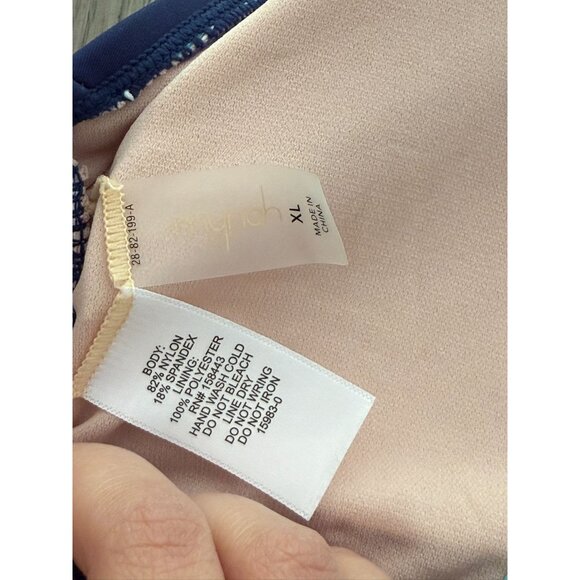 NWT Womens  Floral One-Piece Swimsuit With Adjustable Straps & Removable Cups - - Picture 5 of 9